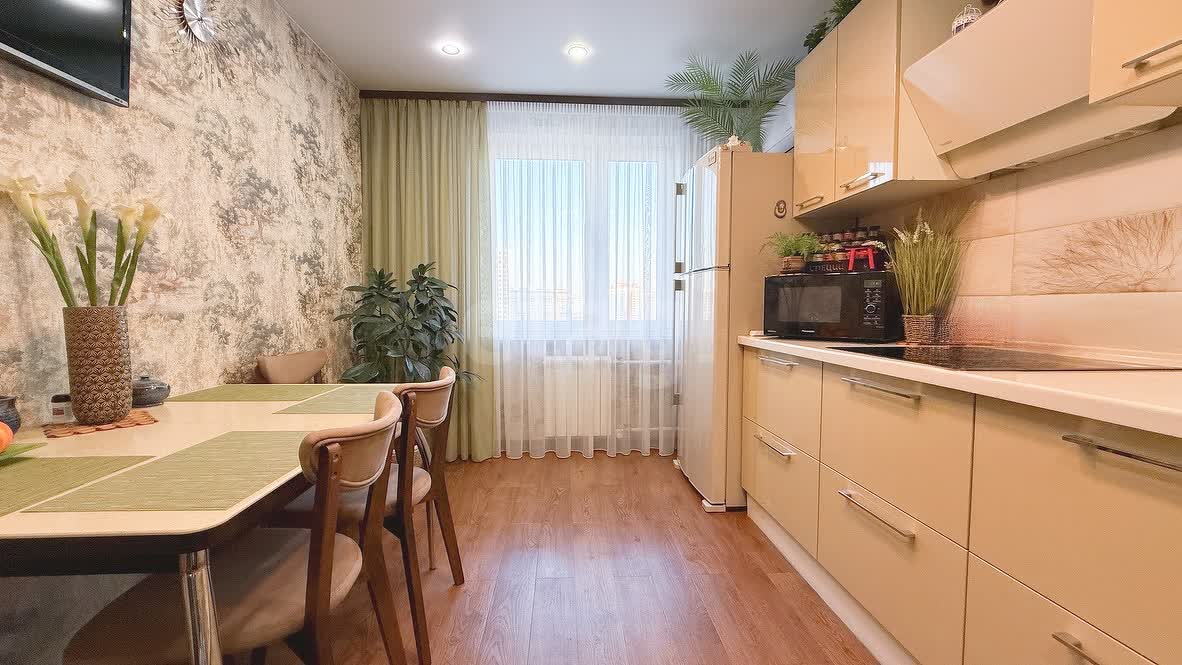3 комн. квартира, 75.7 м², 13 этаж 