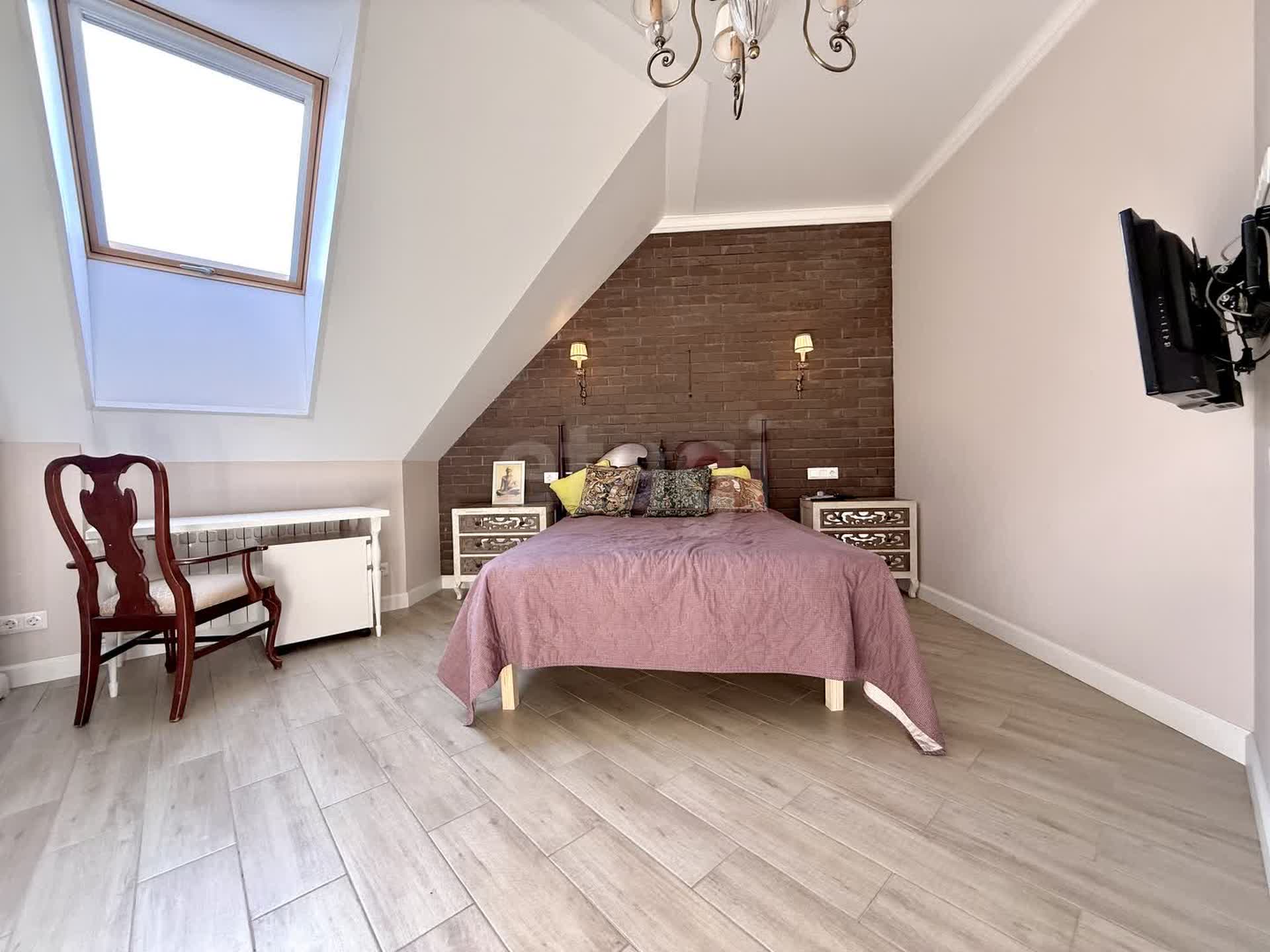 3 комн. квартира, 95.3 м², 15 этаж 
