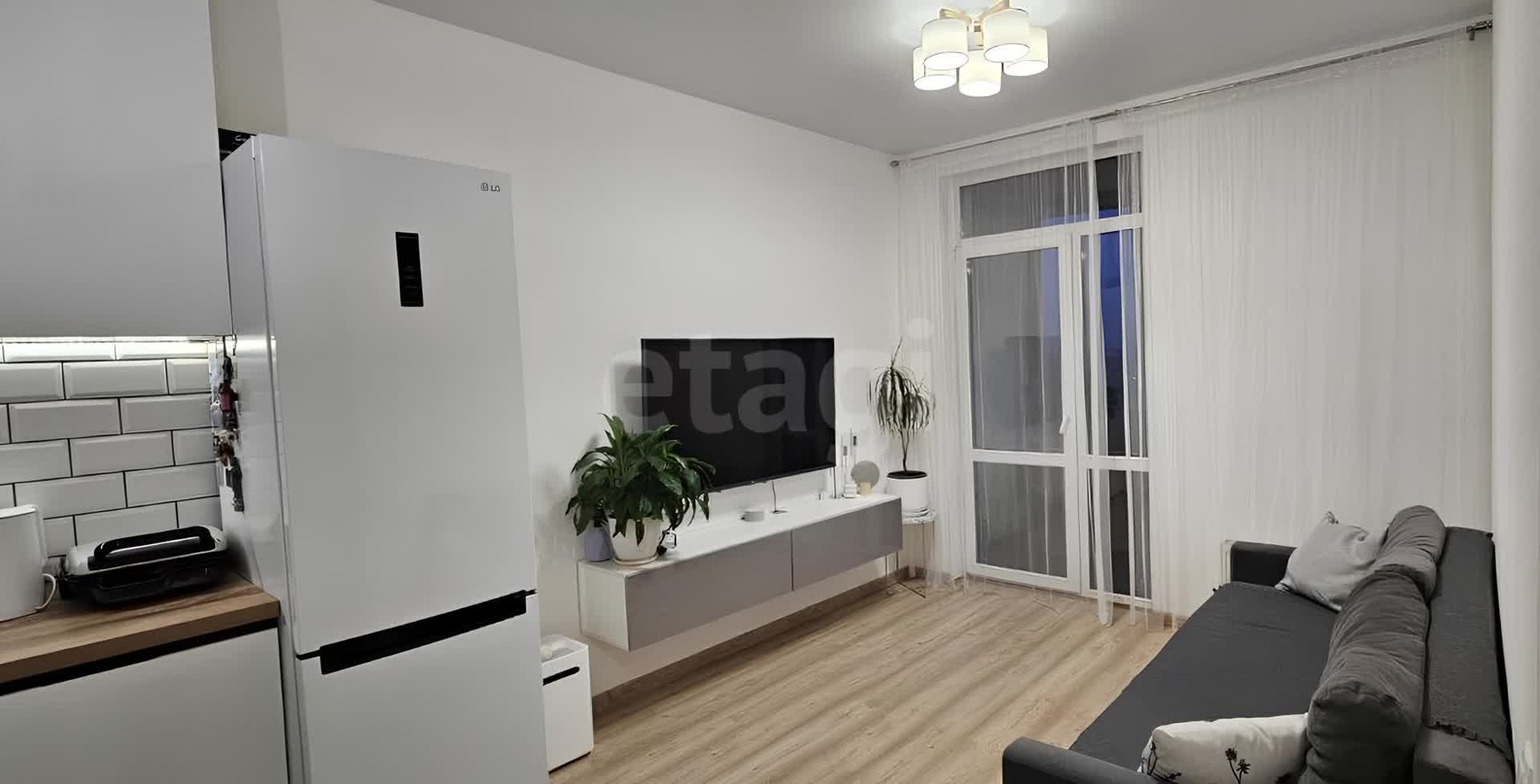 1 комн. квартира, 37.6 м², 13 этаж 