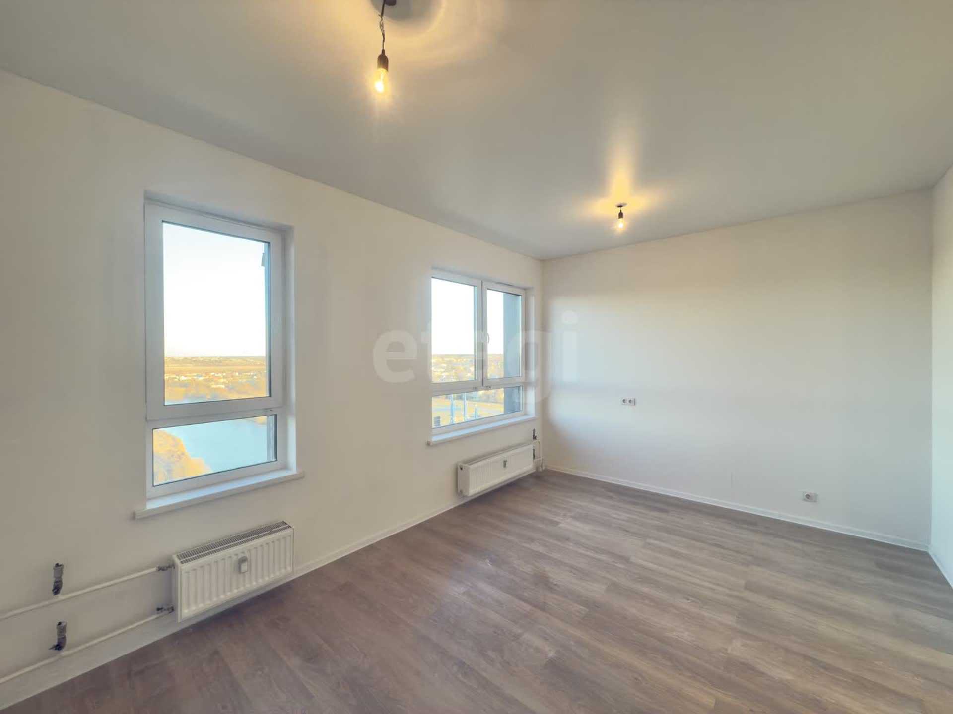 2 комн. квартира, 58.3 м², 17 этаж 