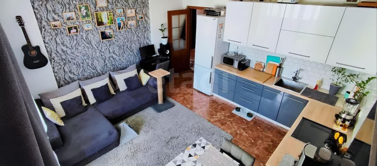 2 комн. квартира, 59.9 м², 13 этаж 
