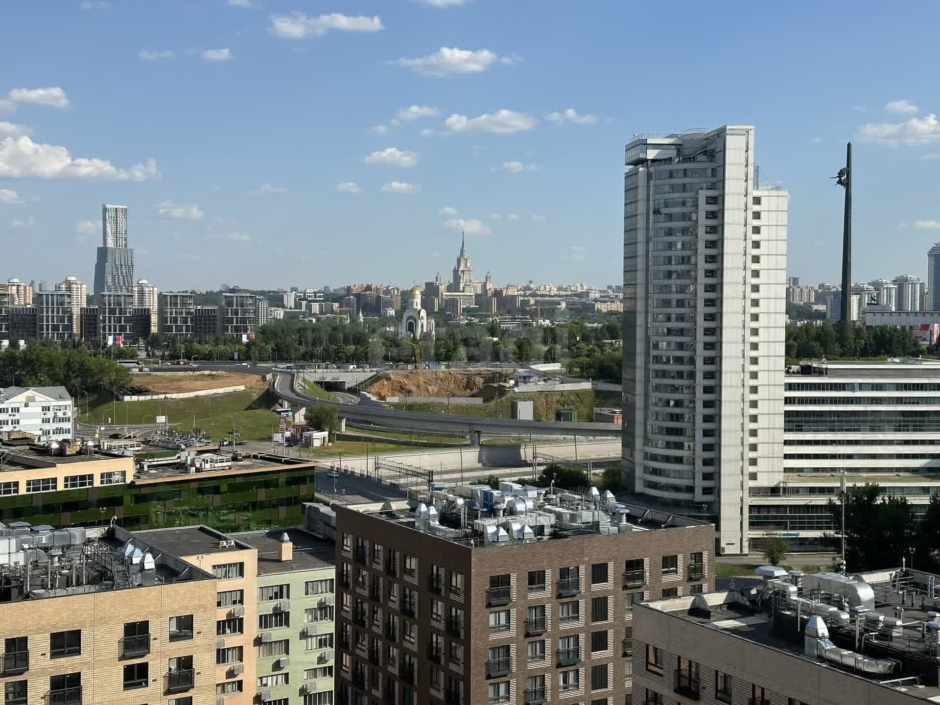 1 комн. квартира, 46.4 м², 20 этаж 