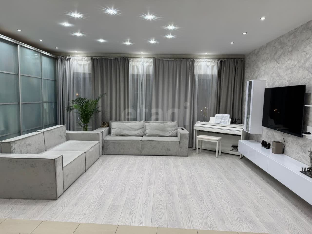 4 комн. квартира, 114.6 м², 4 этаж 
