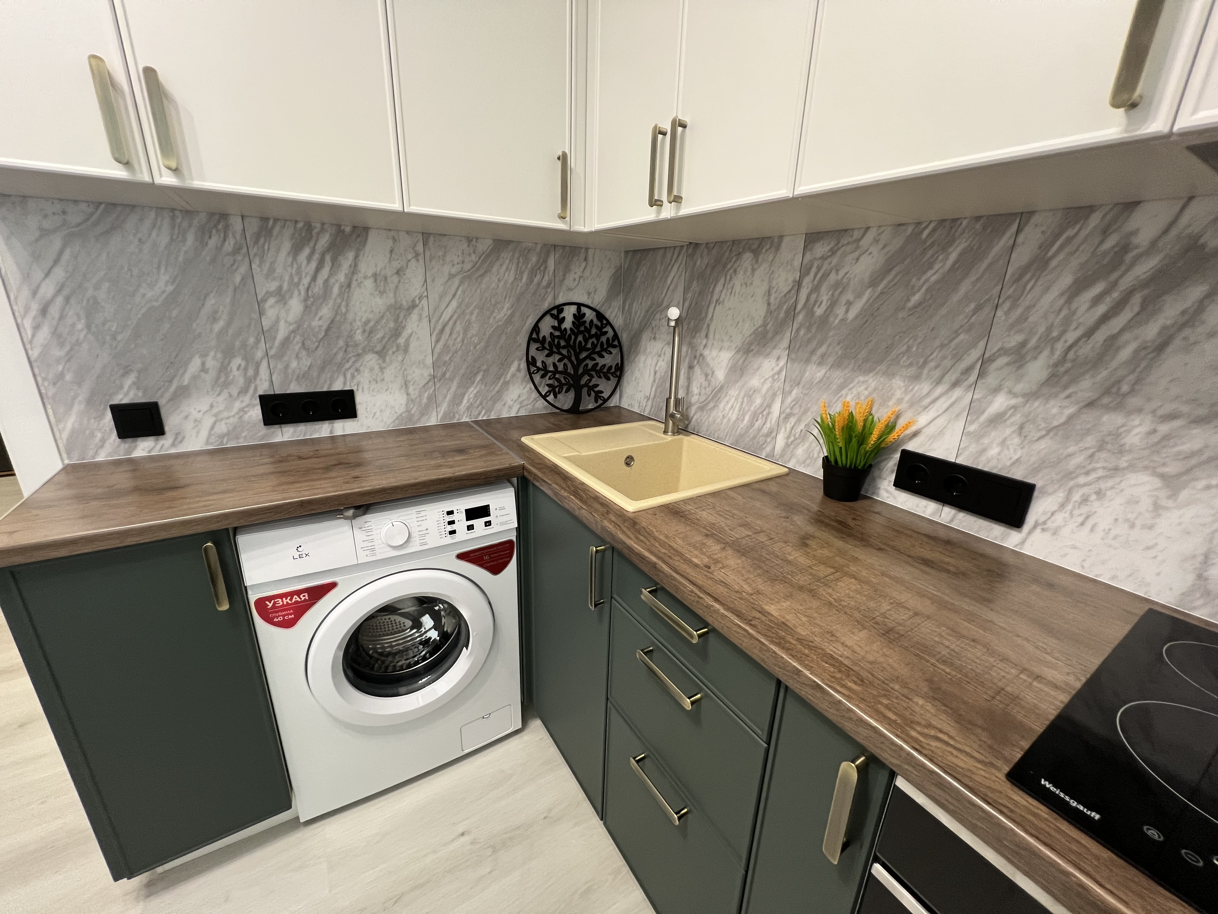 3 комн. квартира, 64 м², 1 этаж  (из 12)