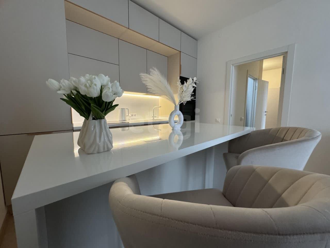 2 комн. квартира, 63.8 м², 3 этаж 