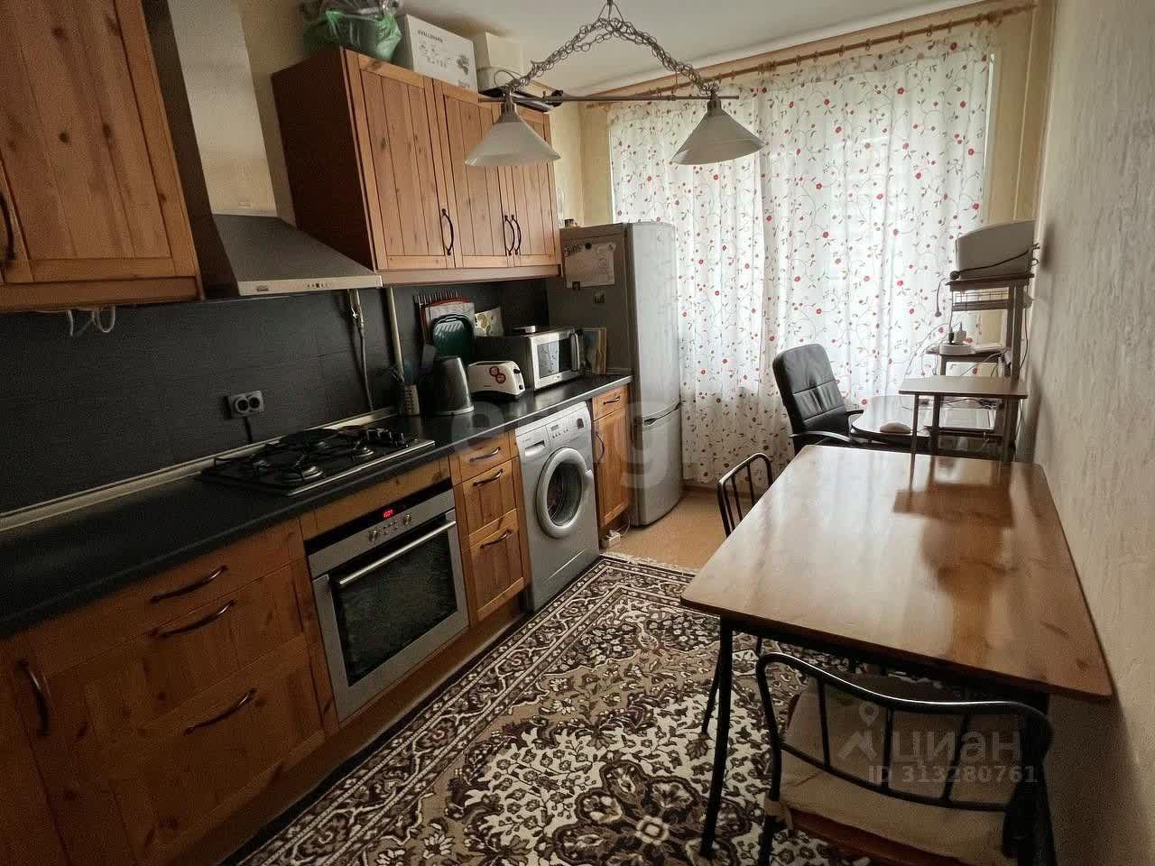 1 комн. квартира, 37 м², 10 этаж 