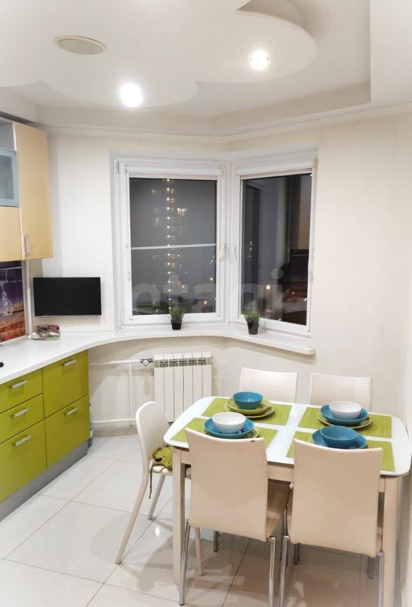 2 комн. квартира, 51.5 м², 17 этаж 