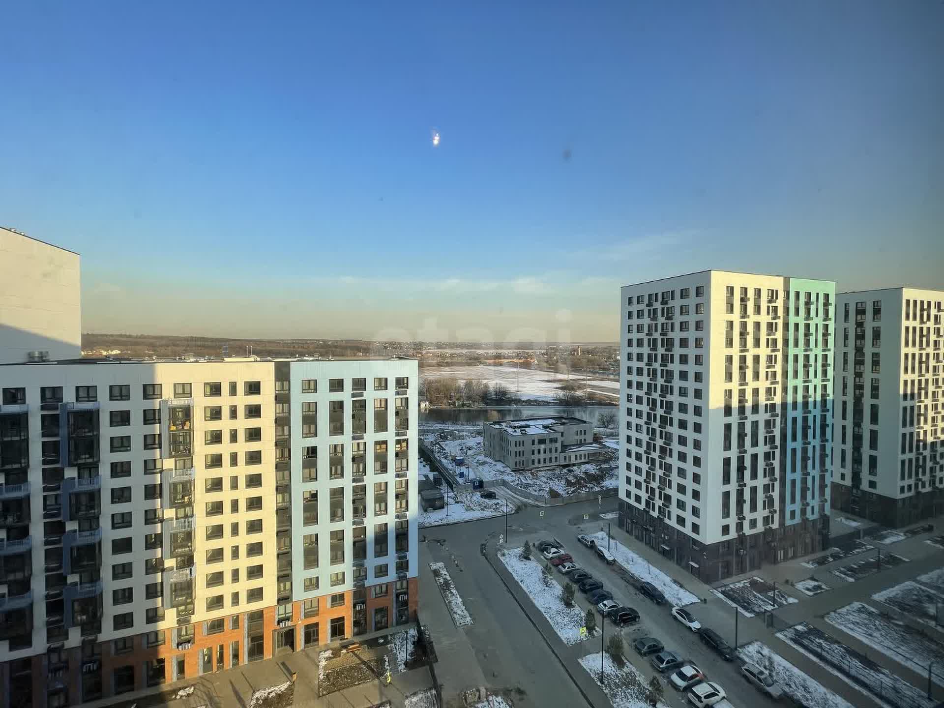2 комн. квартира, 52 м², 14 этаж 