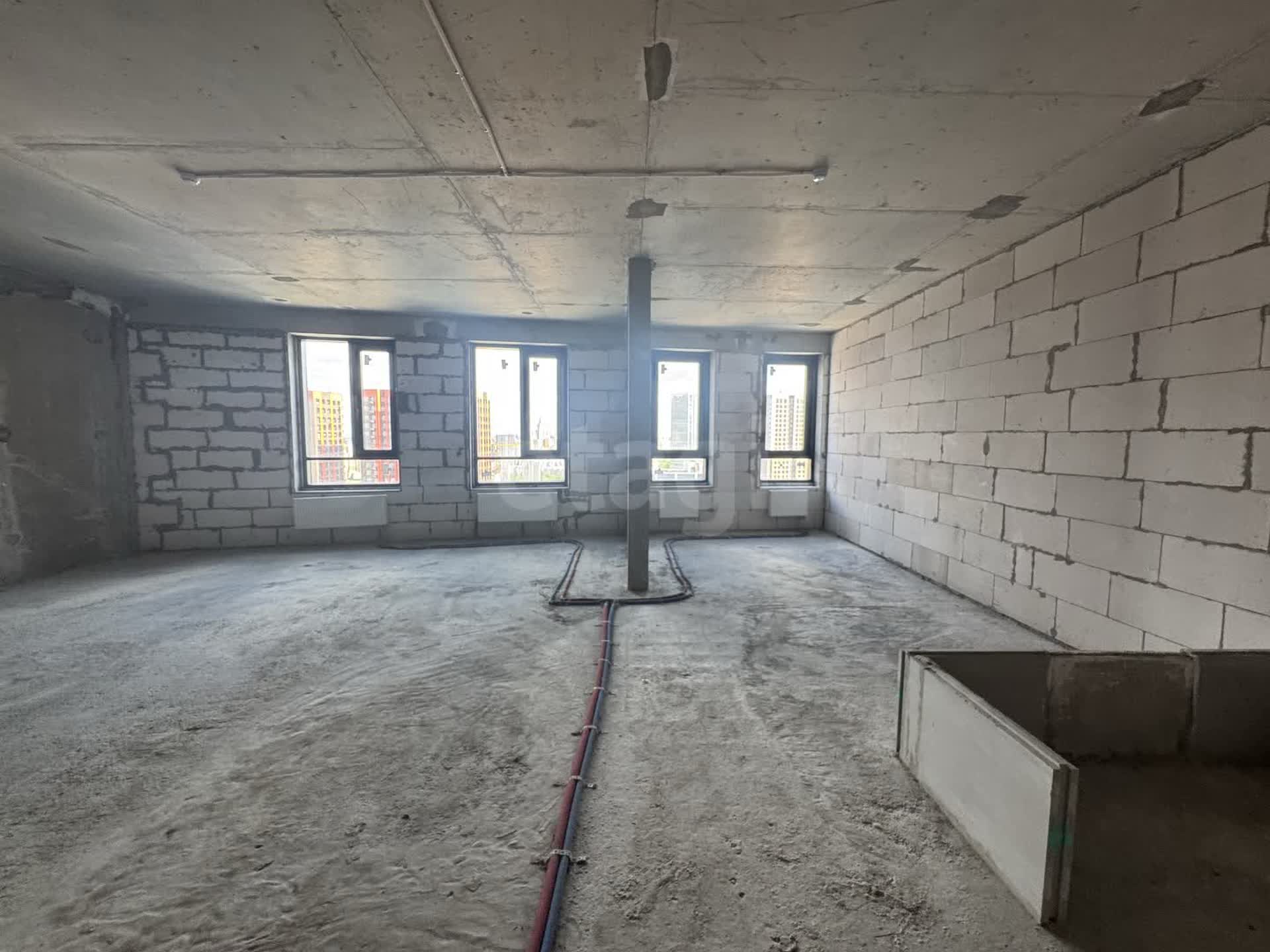 3 комн. квартира, 81 м², 12 этаж 