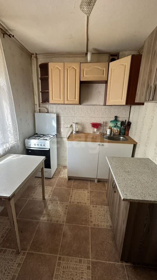 4 комн. квартира, 60 м², 1 этаж 