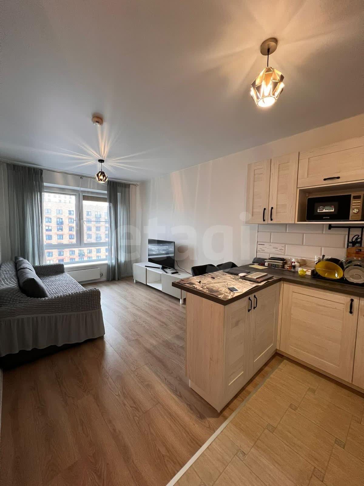 3 комн. квартира, 80.4 м², 13 этаж 
