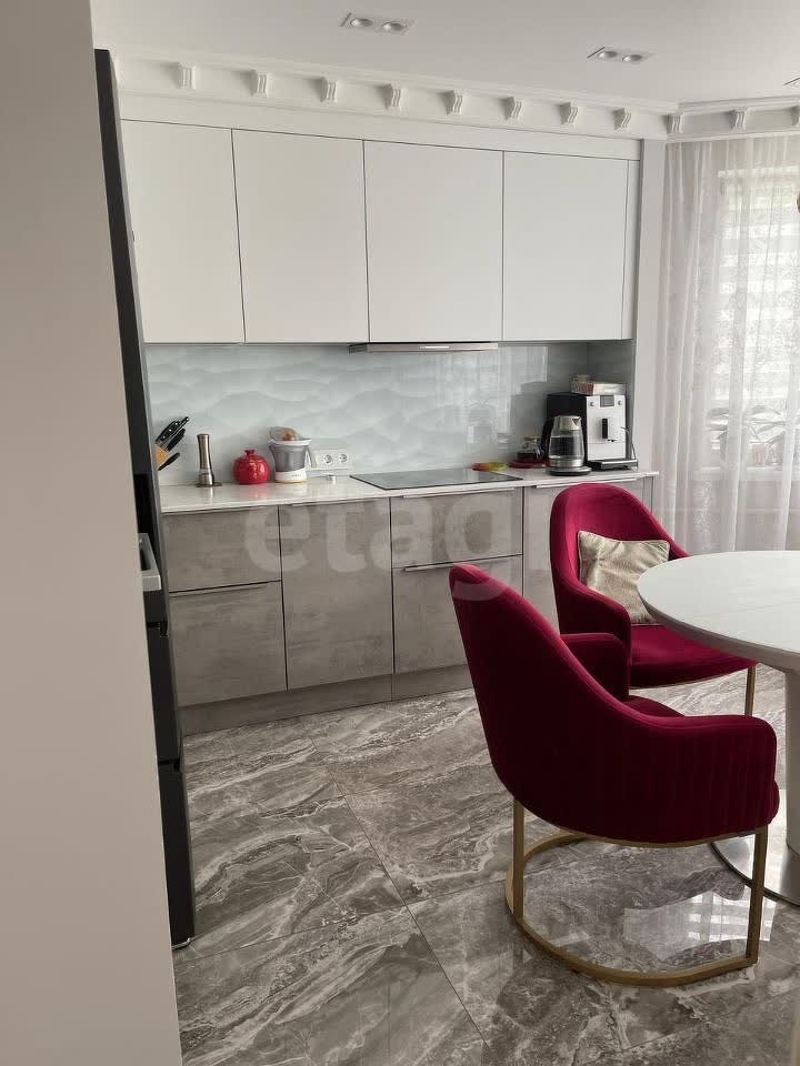 3 комн. квартира, 76.3 м², 3 этаж 
