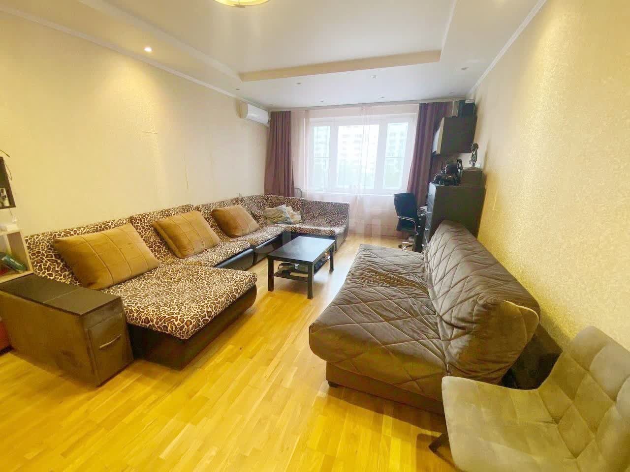 2 комн. квартира, 72 м², 3 этаж 