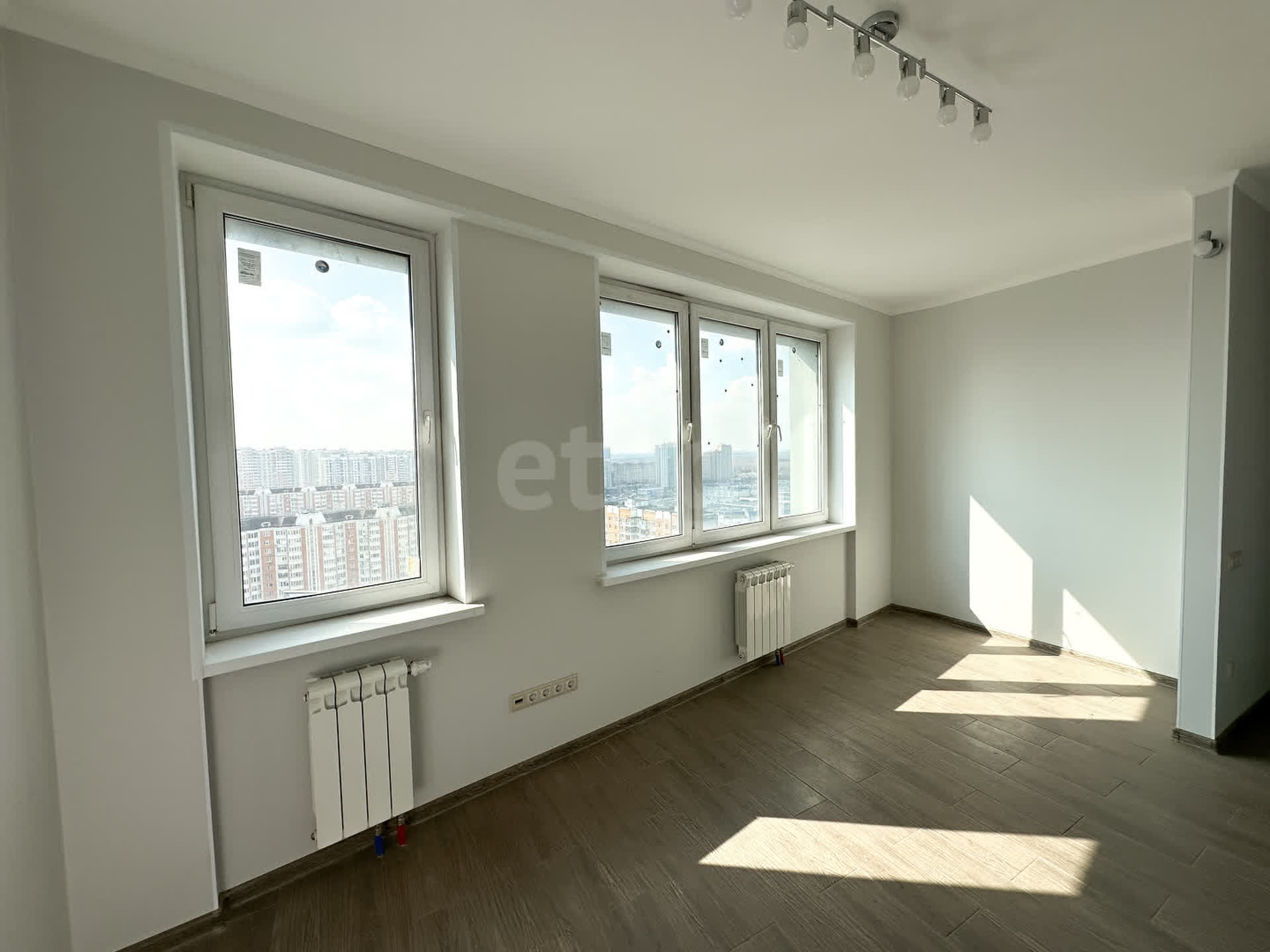 1 комн. квартира, 30 м², 24 этаж 