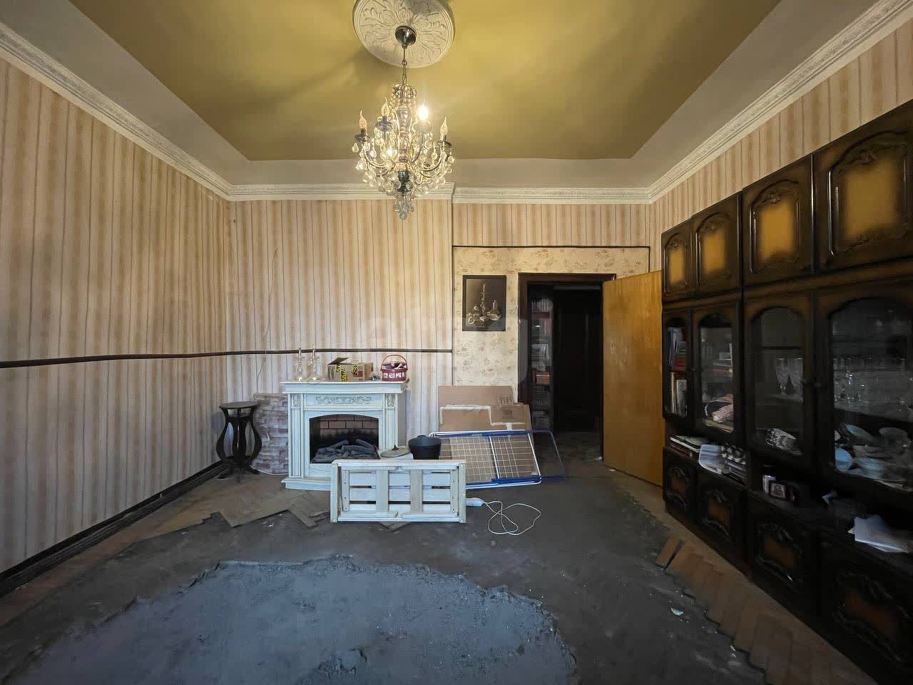 2 комн. квартира, 57.8 м², 4 этаж 
