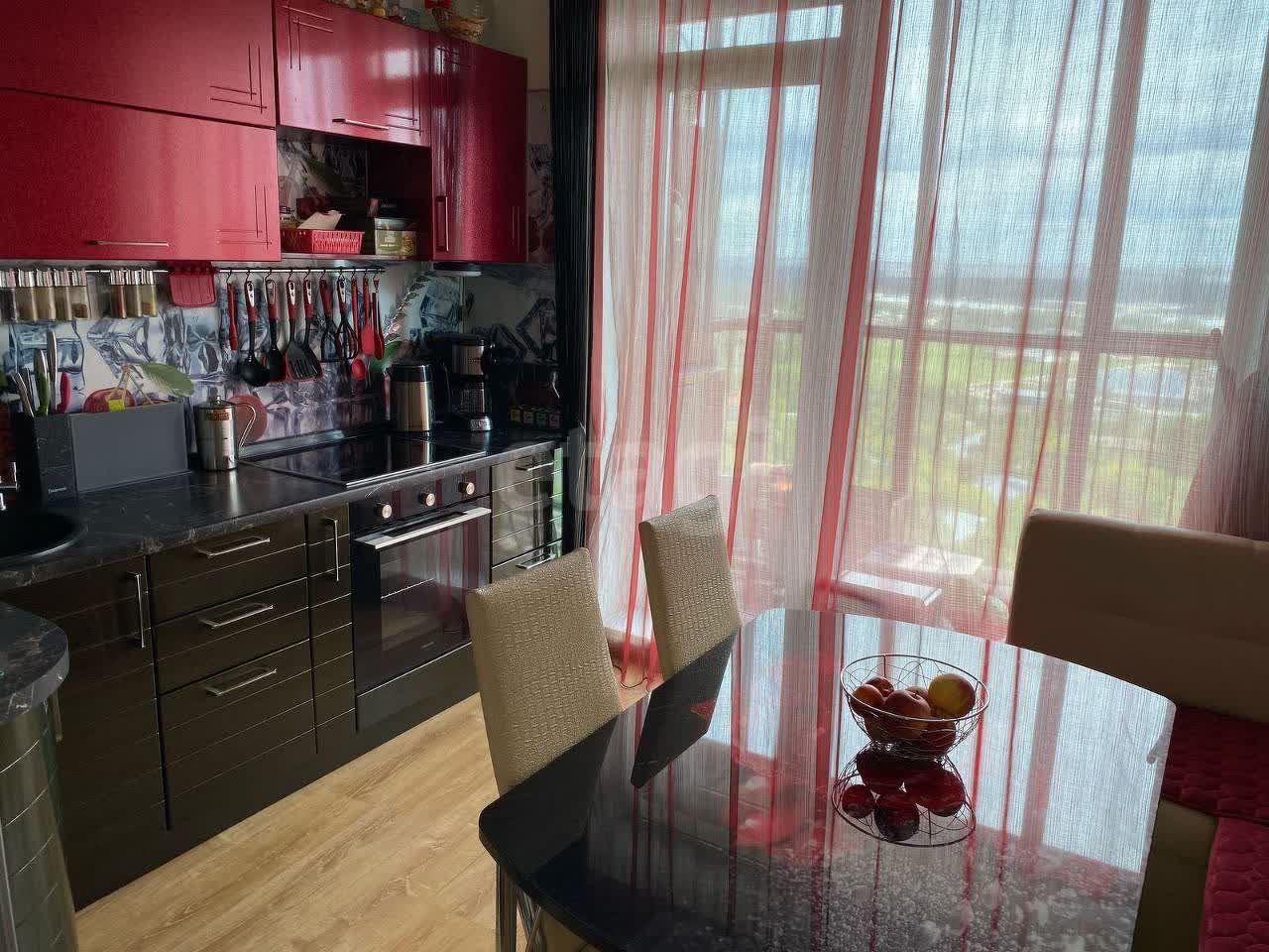 2 комн. квартира, 50.3 м², 23 этаж 