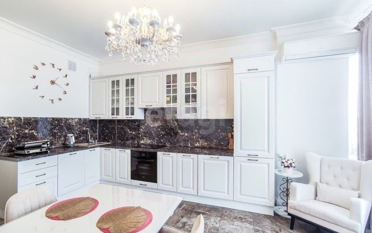 3 комн. квартира, 108.1 м², 4 этаж 