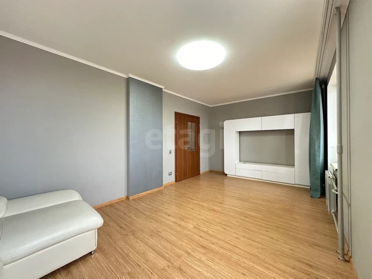 3 комн. квартира, 82.8 м², 9 этаж 