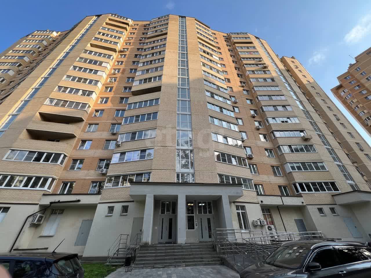 2 комн. квартира, 58.7 м², 18 этаж 