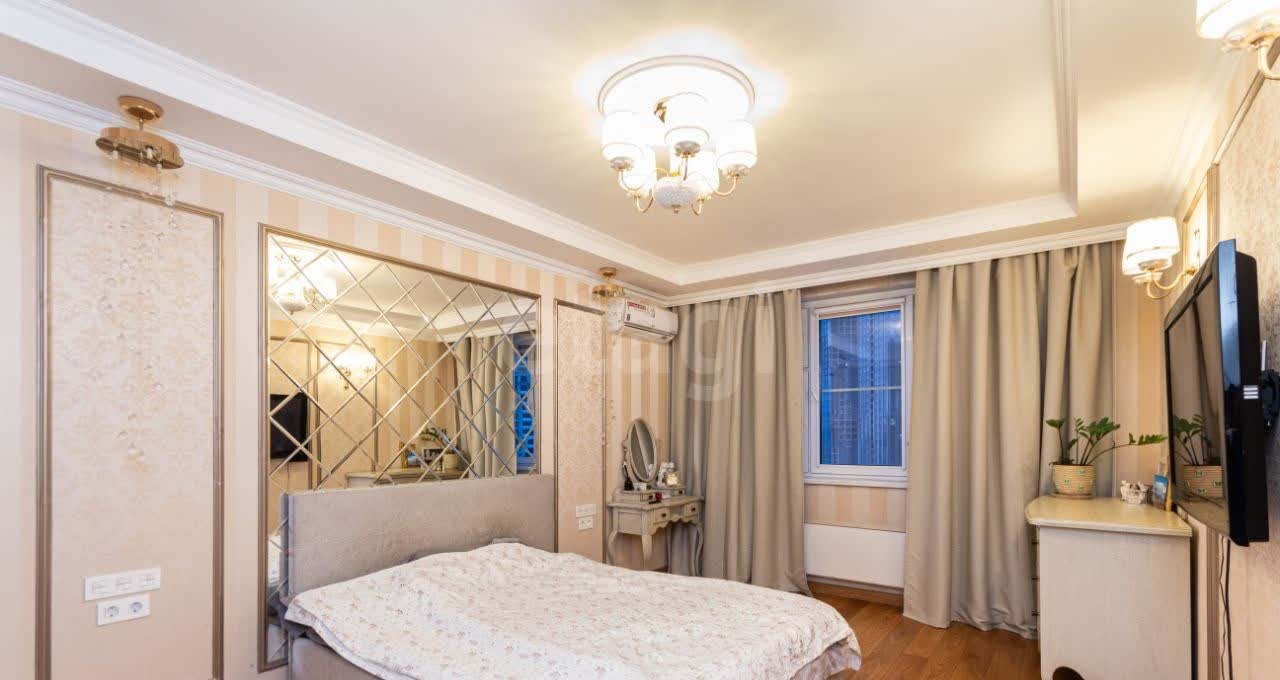 2 комн. квартира, 61.6 м², 22 этаж 