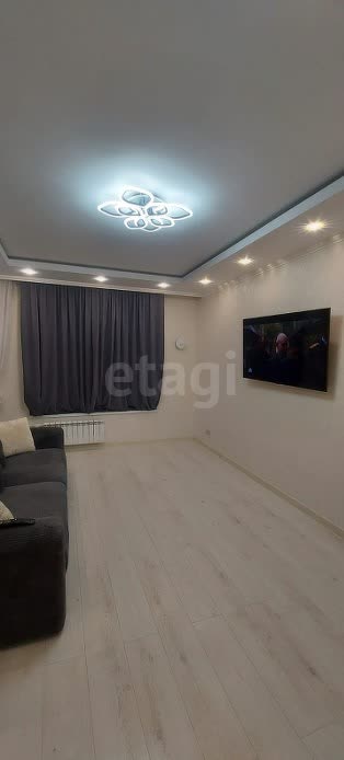 2 комн. квартира, 56.9 м², 8 этаж 