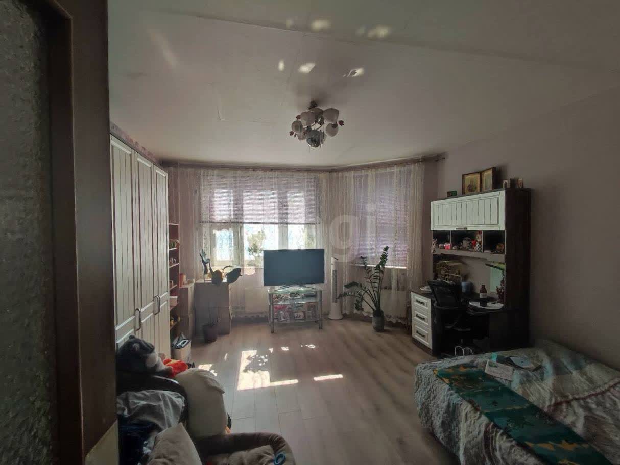 1 комн. квартира, 40 м², 10 этаж 