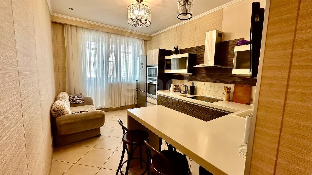 2 комн. квартира, 86.4 м², 4 этаж 