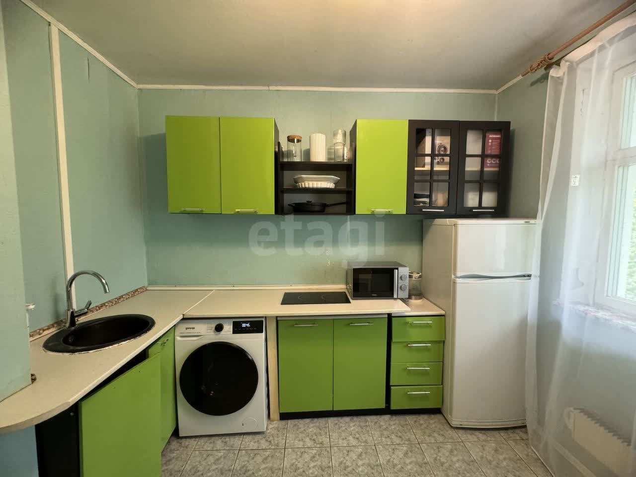 1 комн. квартира, 37.8 м², 3 этаж 