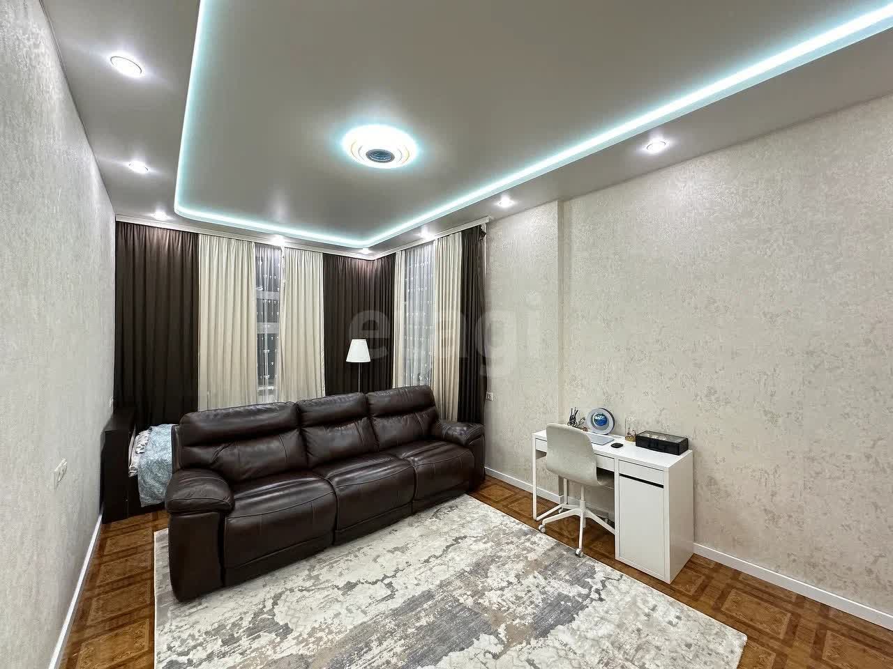 2 комн. квартира, 63.3 м², 4 этаж 