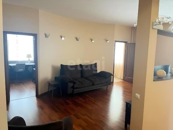 3 комн. квартира, 64.4 м², 6 этаж 