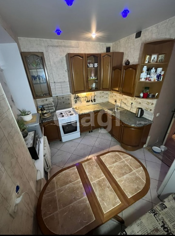3 комн. квартира, 76.1 м², 2 этаж 