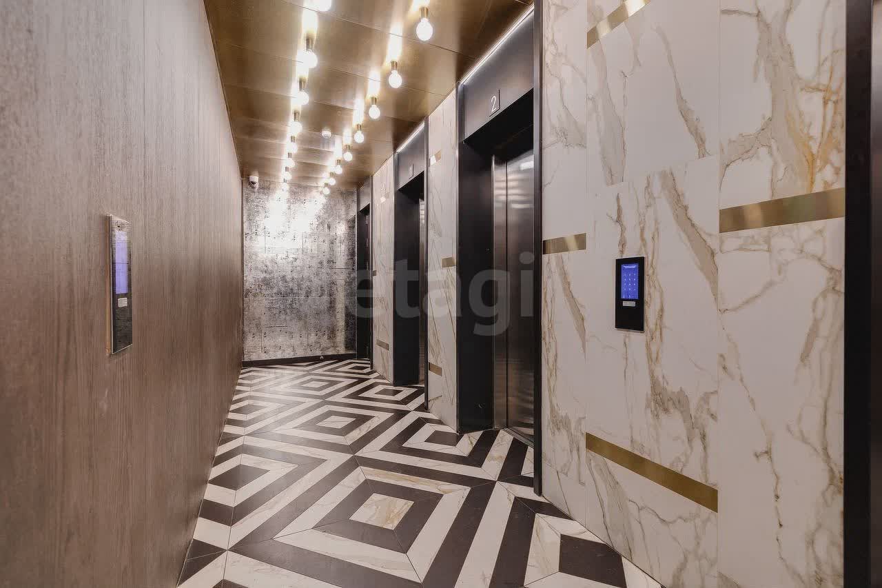 3 комн. квартира, 69.2 м², 28 этаж 