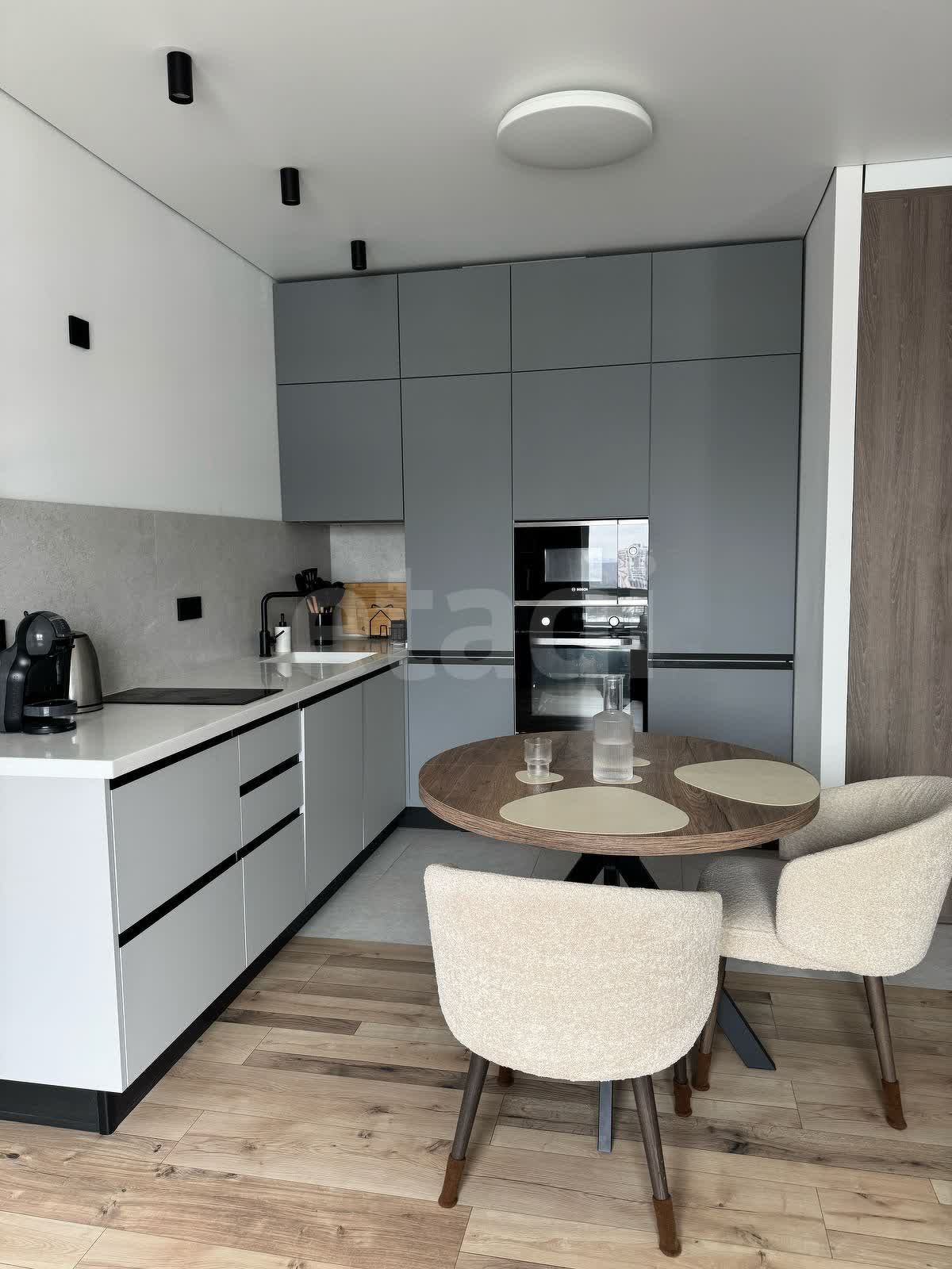 1 комн. квартира, 35.6 м², 21 этаж 