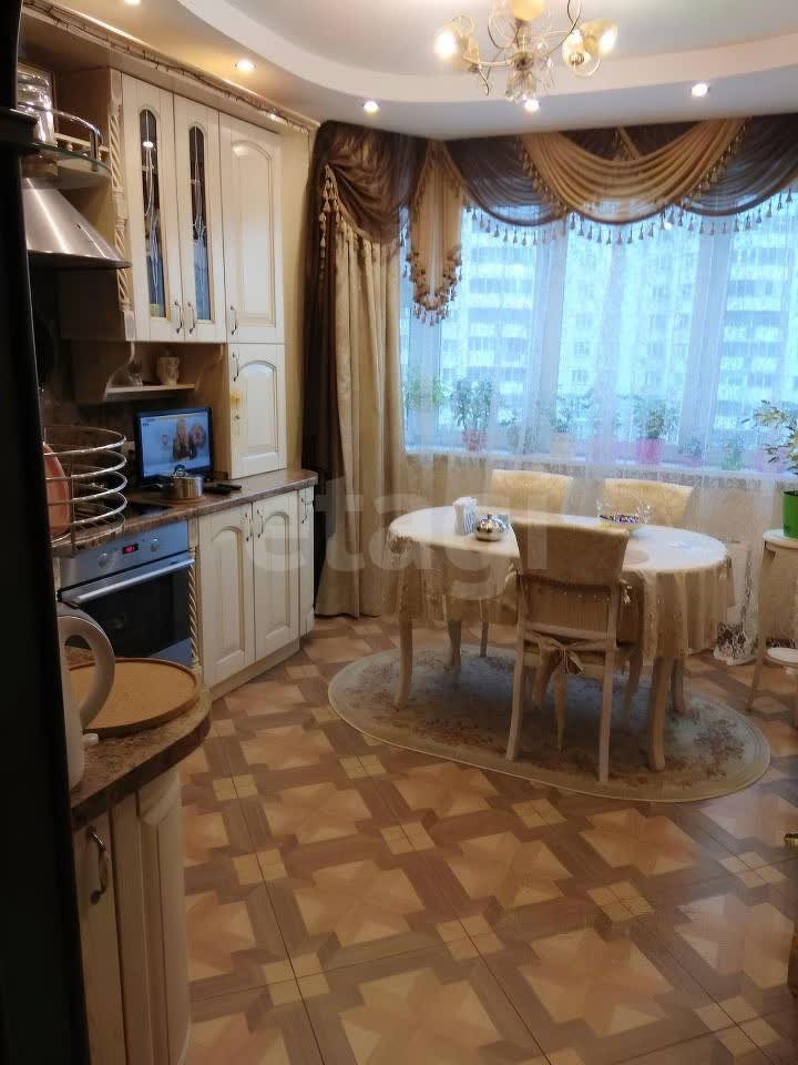 2 комн. квартира, 58.2 м², 5 этаж 