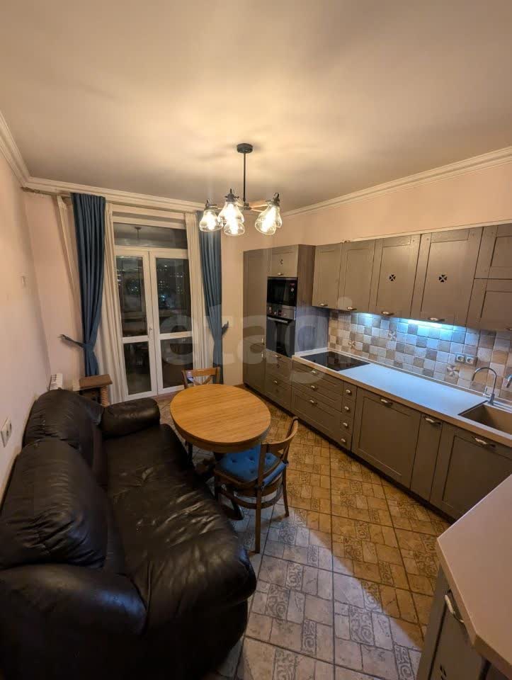 2 комн. квартира, 58 м², 11 этаж 