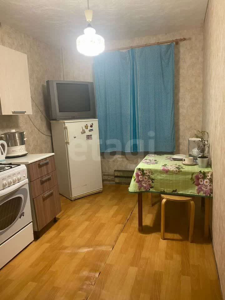 1 комн. квартира, 37.5 м², 3 этаж 