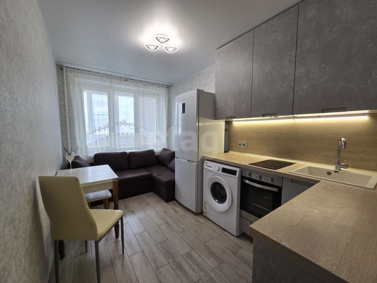 1 комн. квартира, 43 м², 12 этаж 