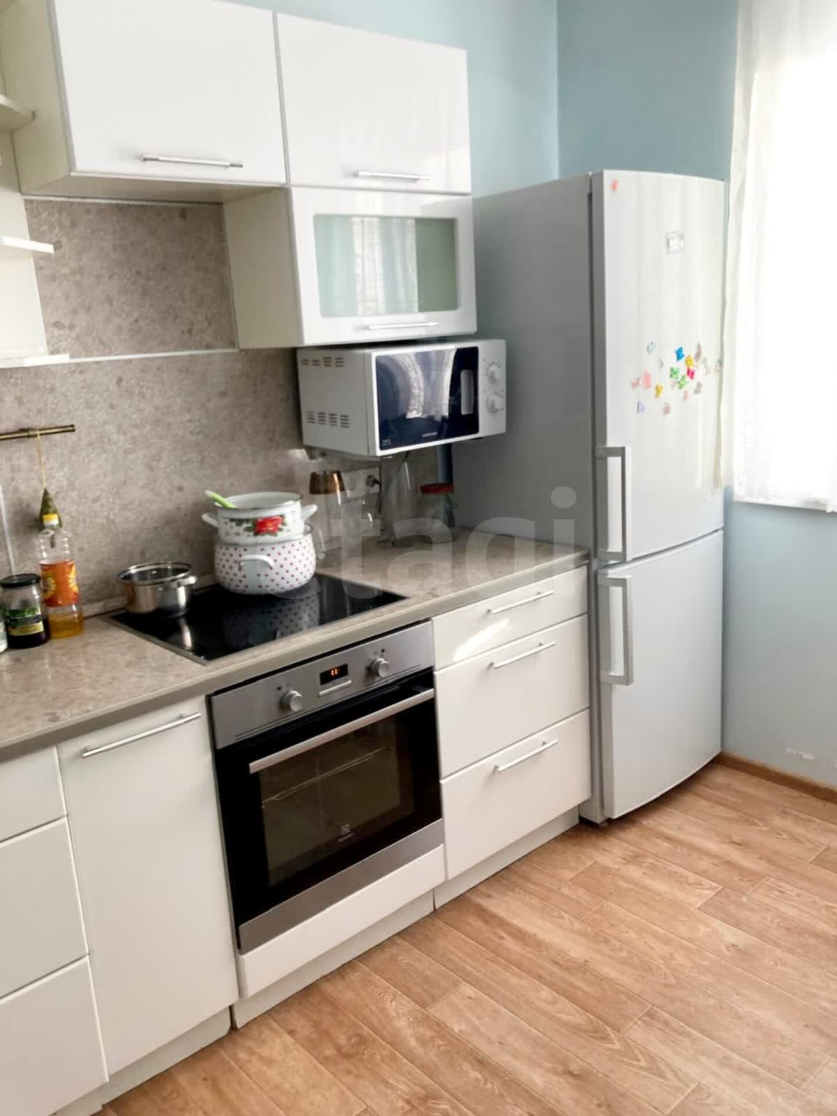 2 комн. квартира, 54.2 м², 13 этаж 