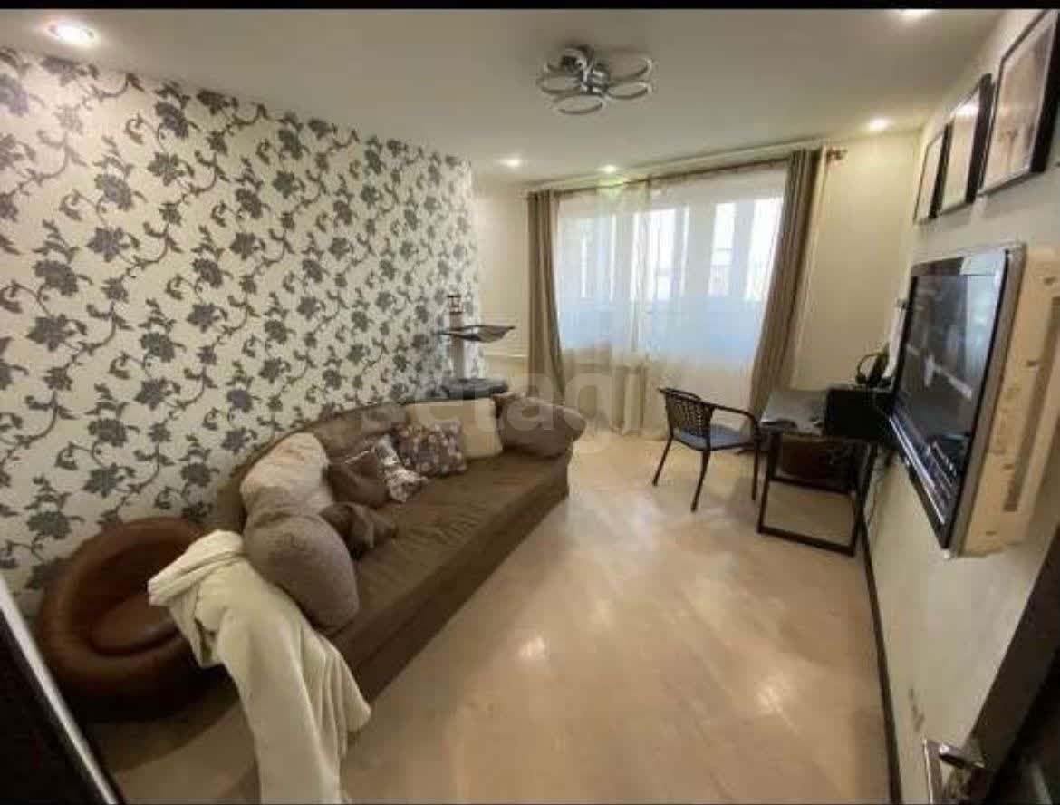 2 комн. квартира, 57.2 м², 14 этаж 