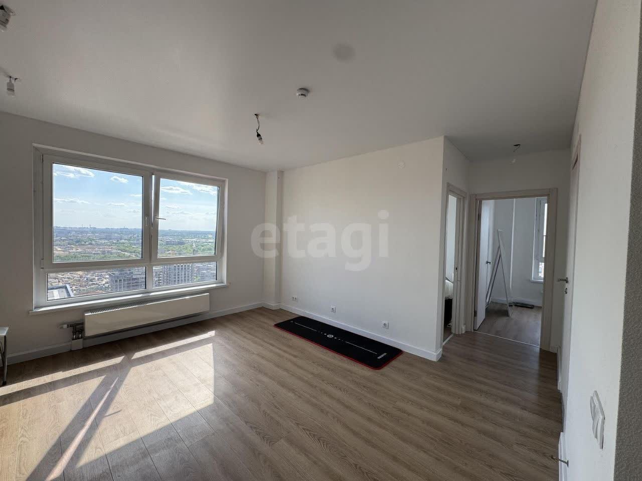 2 комн. квартира, 48.6 м², 33 этаж 