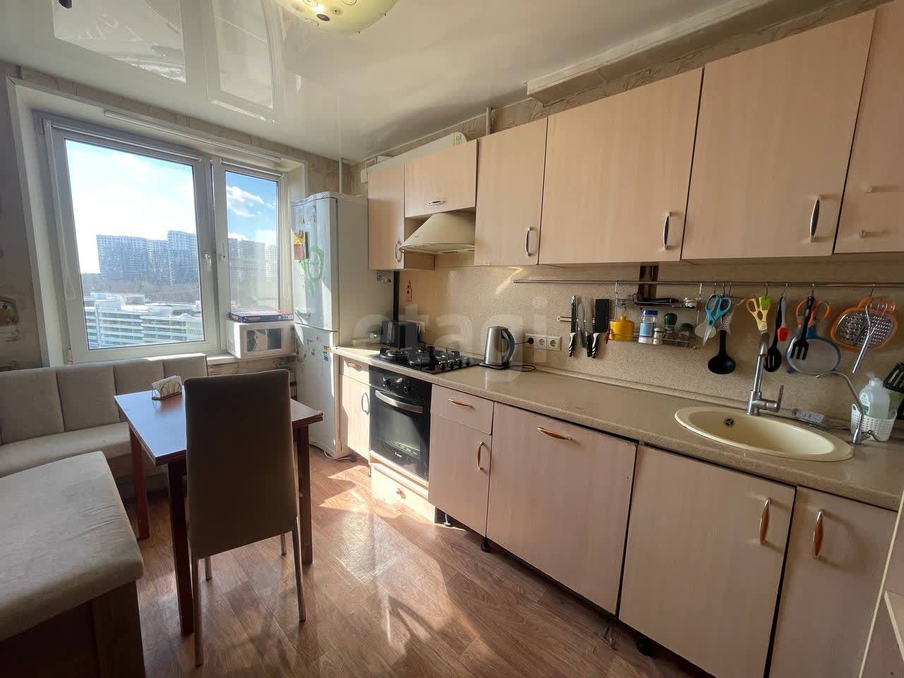 2 комн. квартира, 45.7 м², 12 этаж 