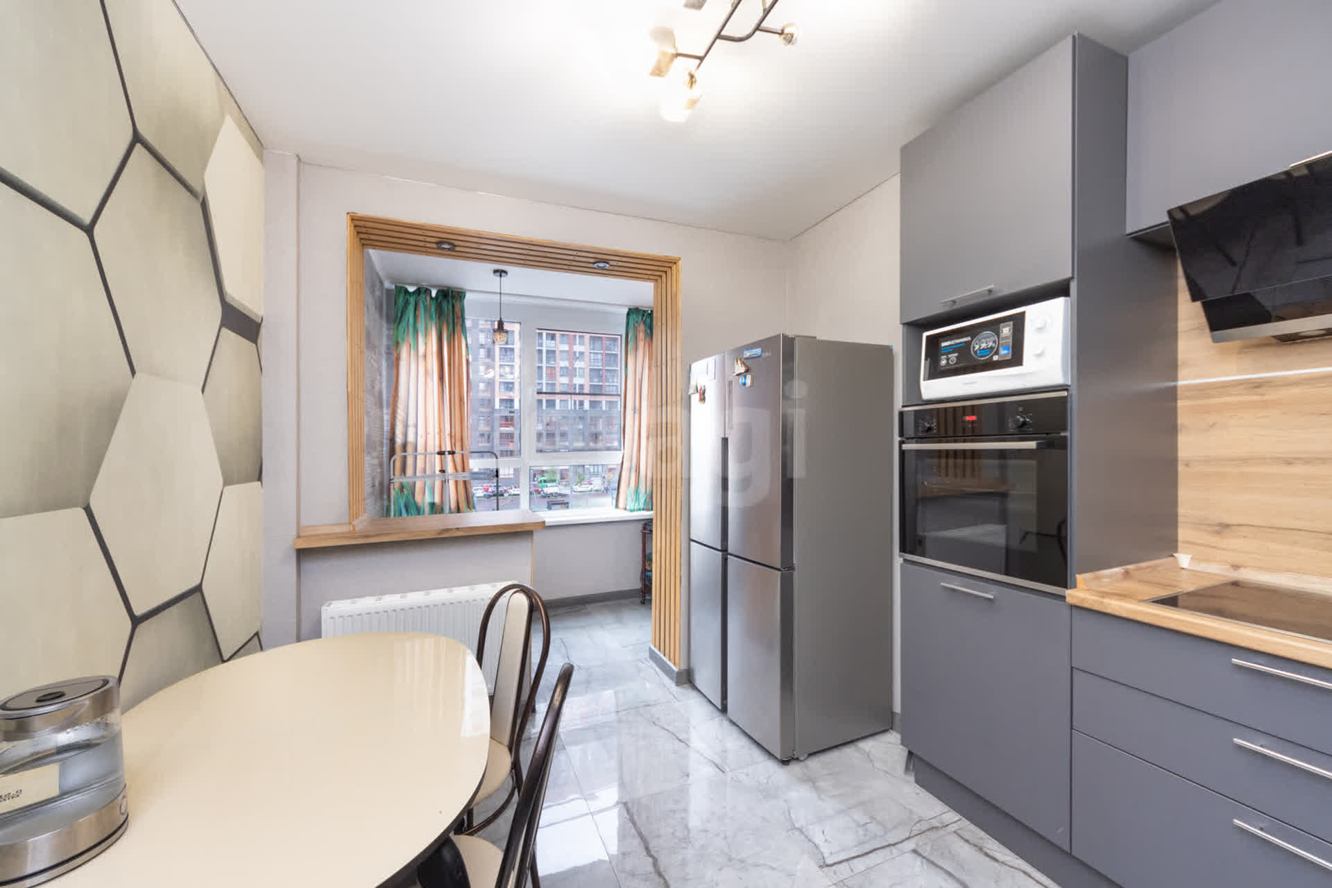 2 комн. квартира, 65 м², 2 этаж 