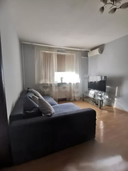 3 комн. квартира, 77.2 м², 8 этаж 