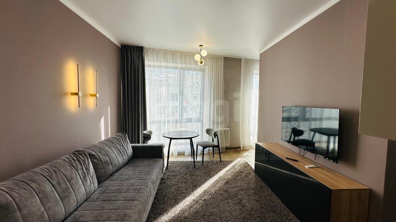 1 комн. квартира, 37 м², 22 этаж 