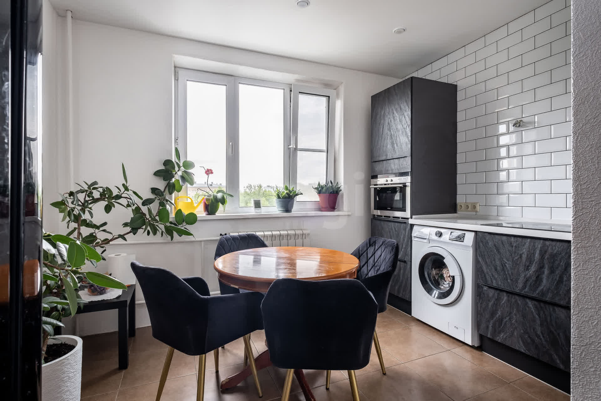 3 комн. квартира, 75 м², 8 этаж 