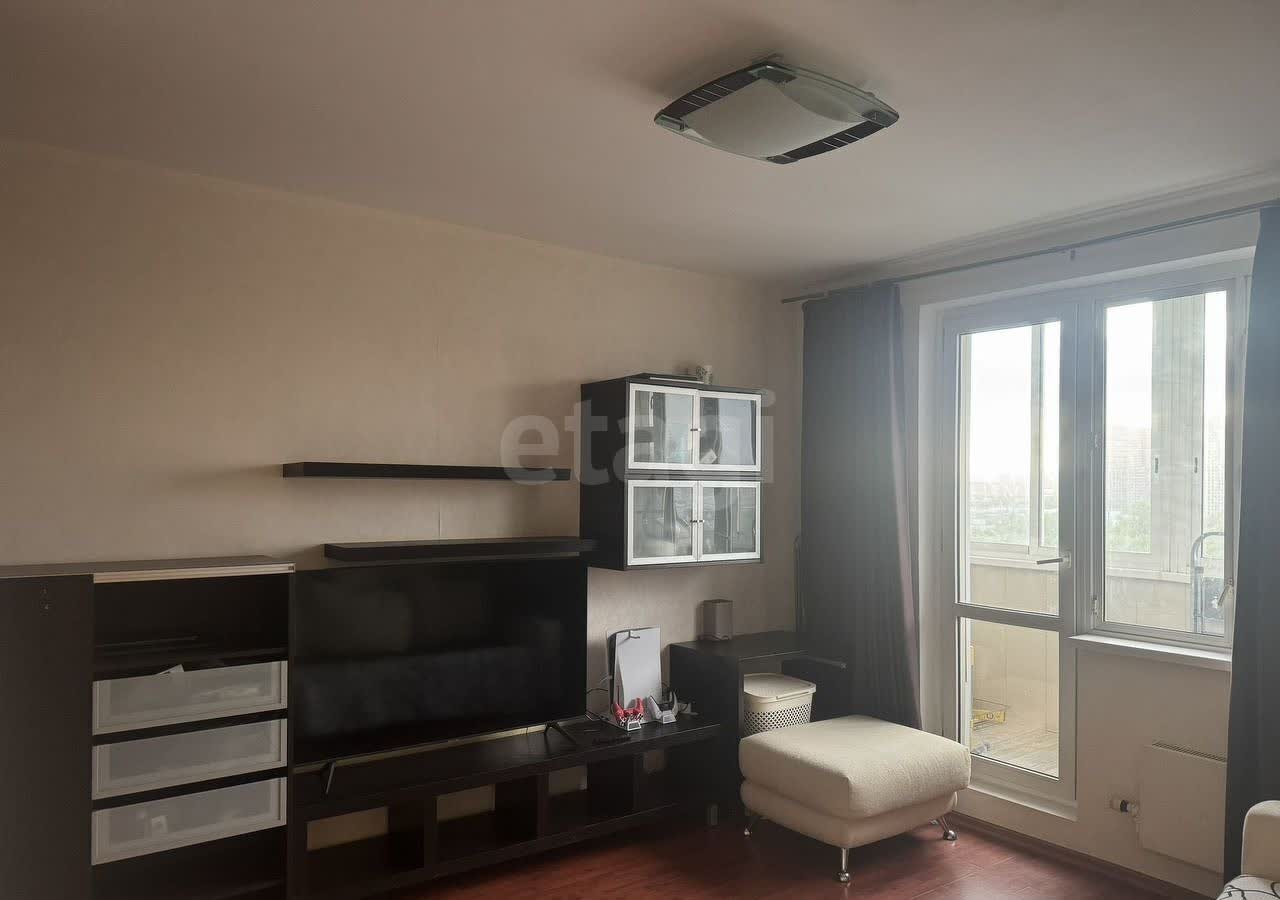 2 комн. квартира, 38.2 м², 15 этаж 