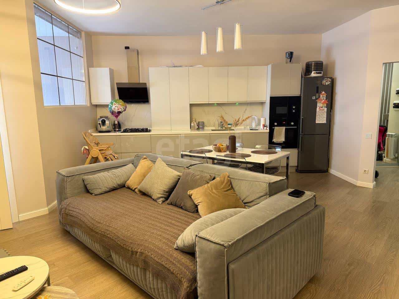 2 комн. квартира, 74 м², 3 этаж 