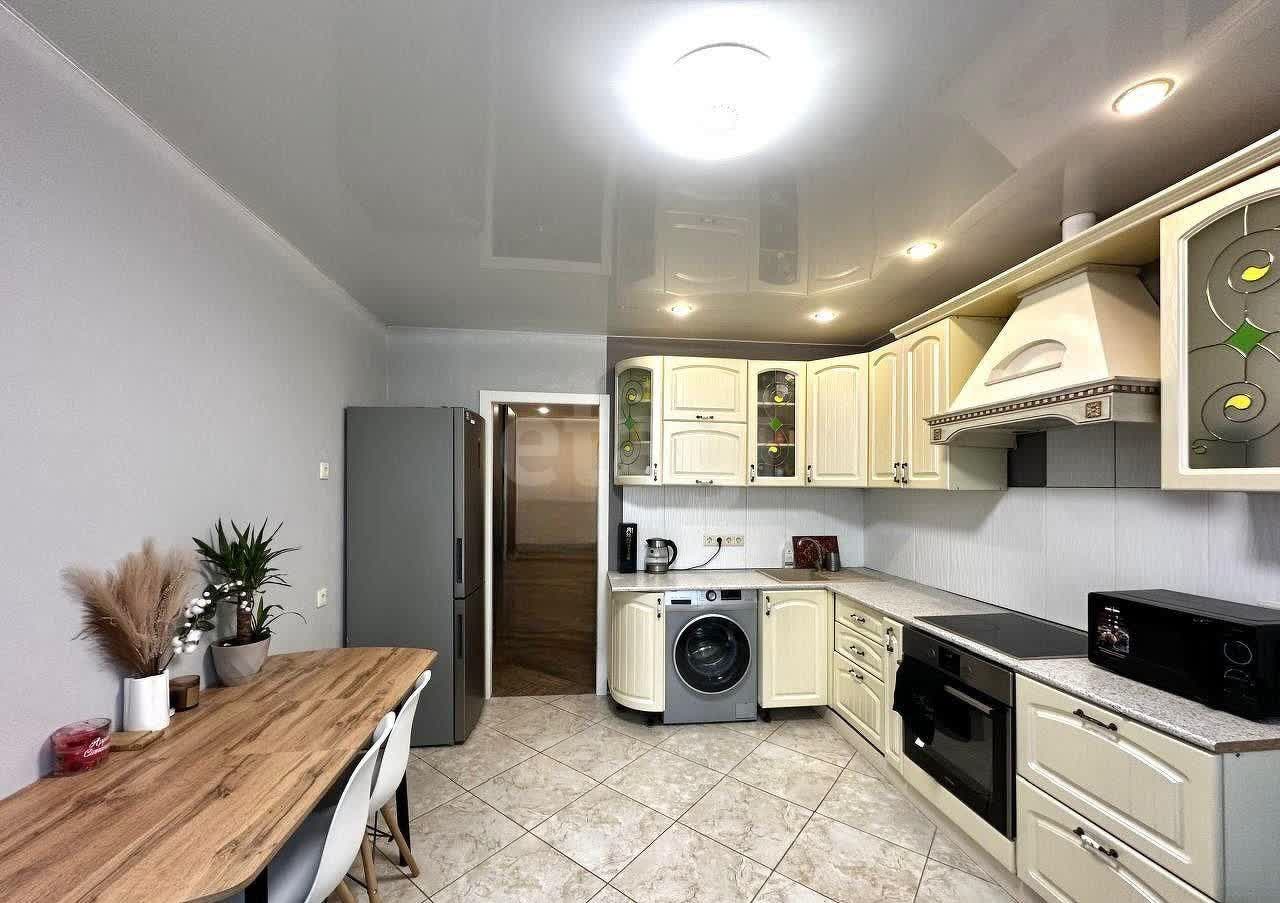 2 комн. квартира, 64 м², 4 этаж 