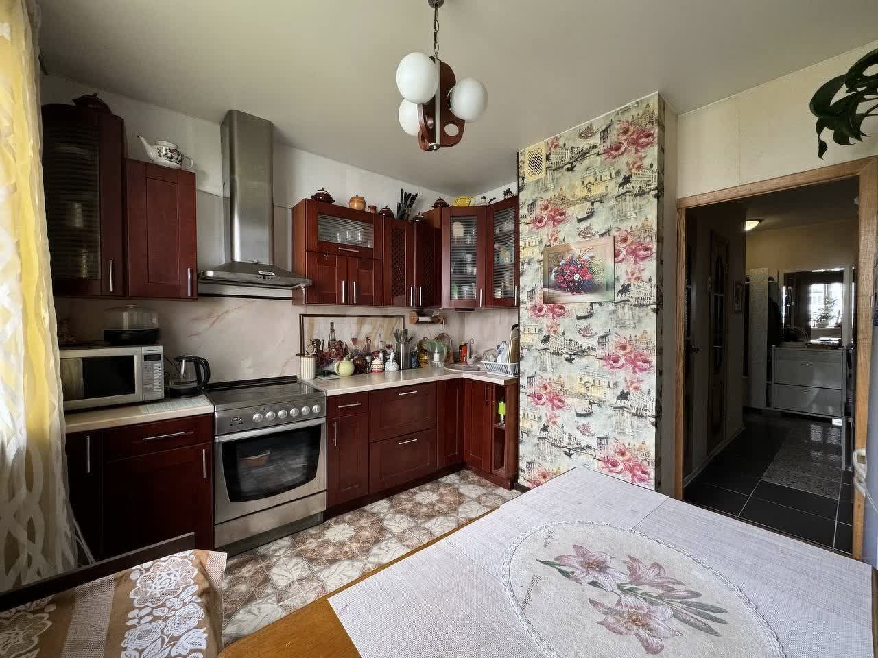 2 комн. квартира, 57.6 м², 8 этаж 