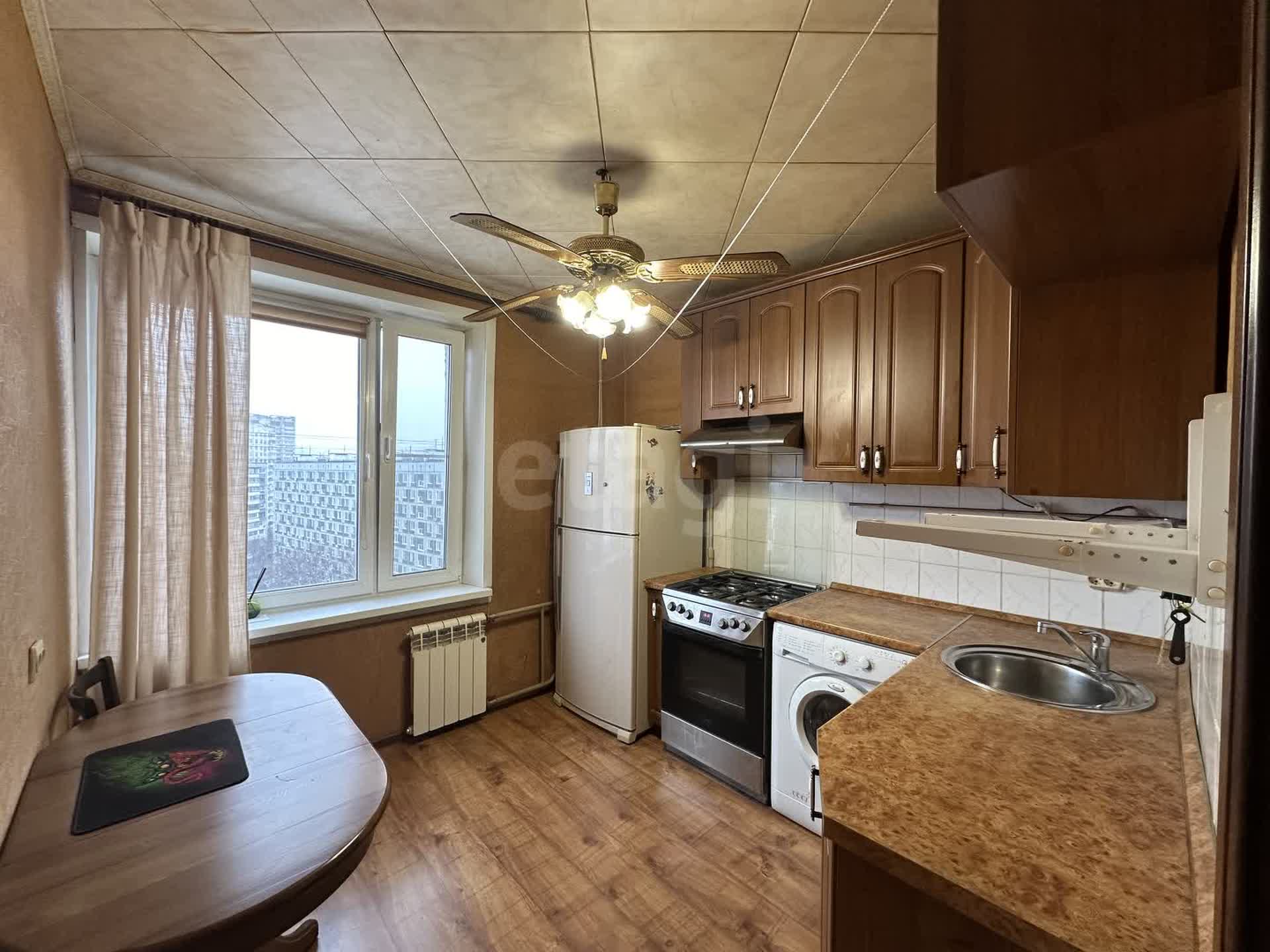1 комн. квартира, 35.6 м², 12 этаж 